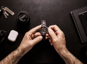 腕時計の最適な保管方法とは？収納ケースやスタンドをオシャレに使おう！